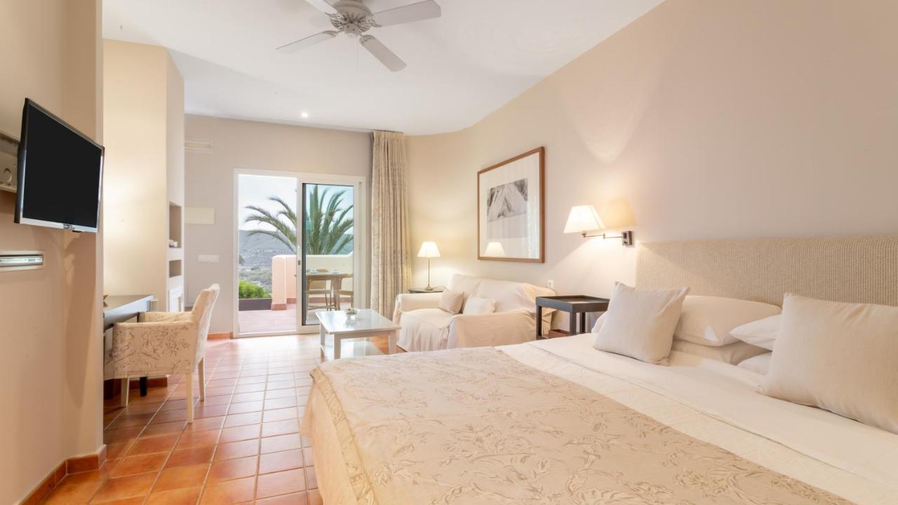 Отель Real Agua Amarga La Joya - Adults Only Экстерьер фото