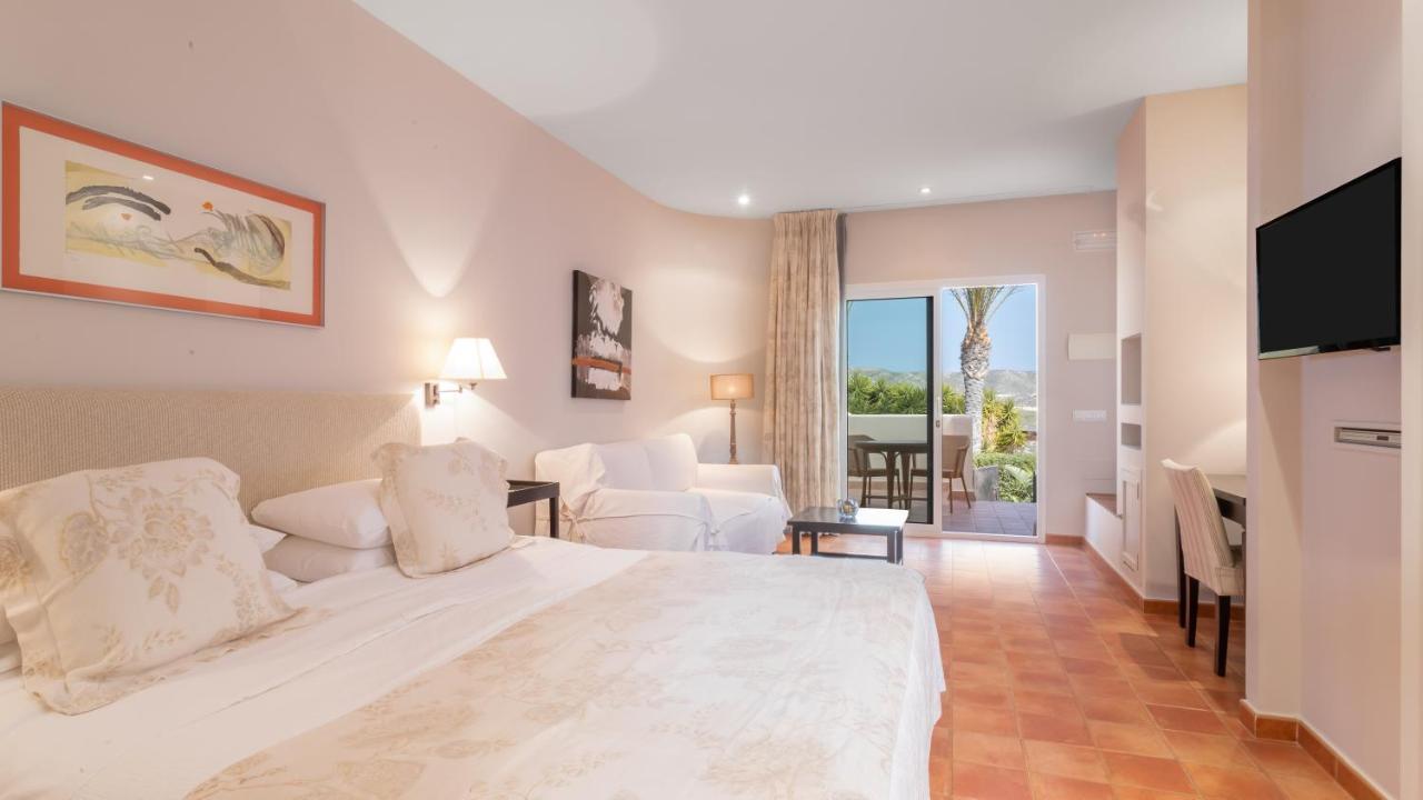 Отель Real Agua Amarga La Joya - Adults Only Экстерьер фото